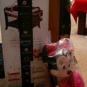 Disney Minnie Mouse Portable Crib and Playpen